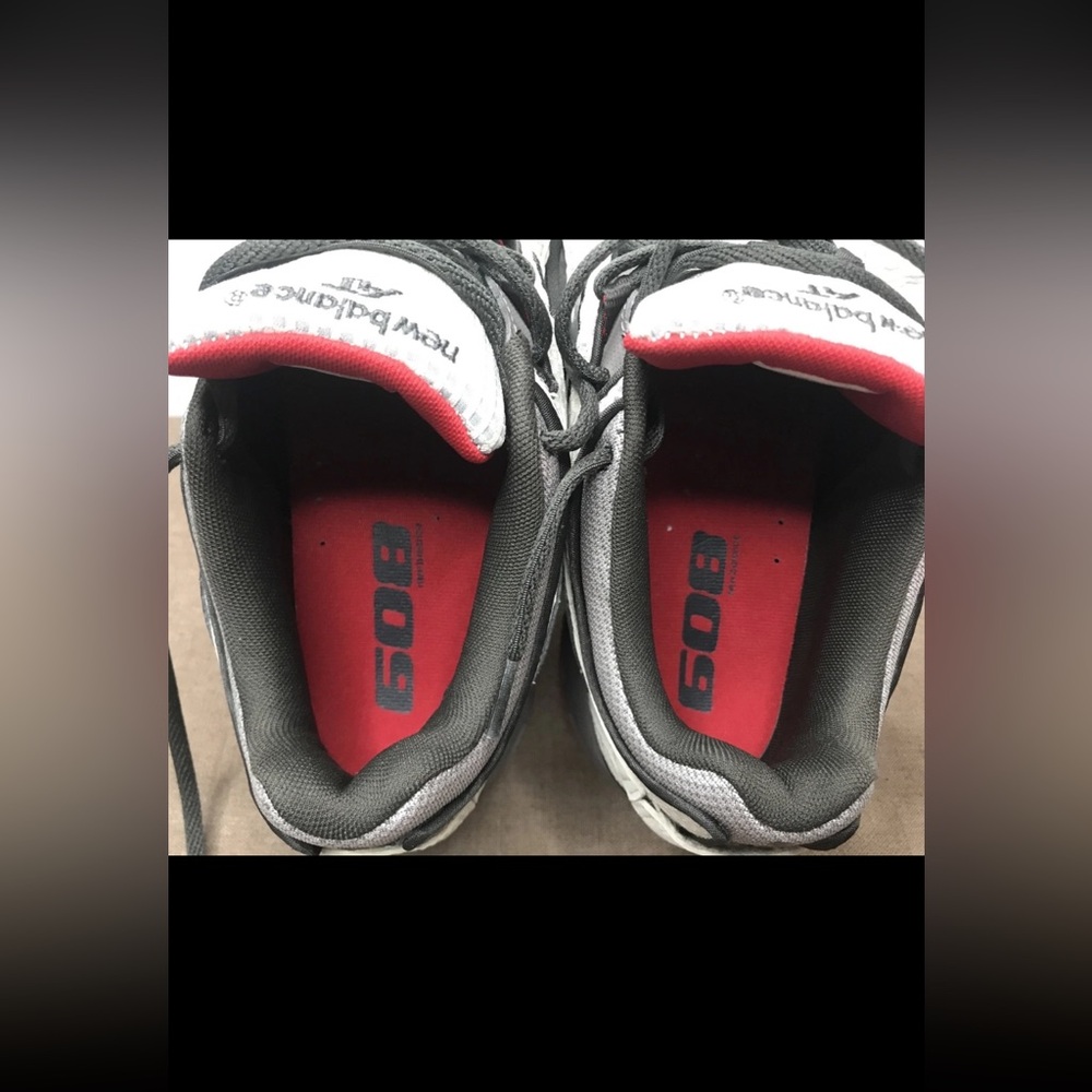 Excellent Made in USA New Balance 608 Men's 10D Sneakers All Terrain Gray Mesh - Picture 15 of 16